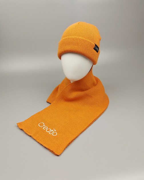 Шапка двойная с подворотом, оранжевая